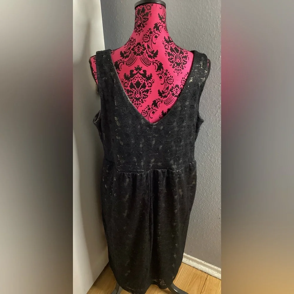 NWOT Torrid Black and Gold Lace Dress 16 - Picture 7 of 11